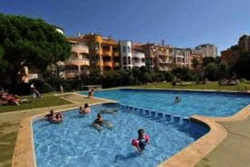 Encantador Apto. Con Gran Terraza Frente Al Mar Empuriabrava Spain