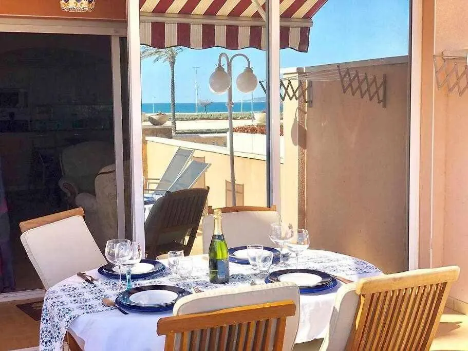 Encantador Apto. Con Gran Terraza Frente Al Mar Empuriabrava 0*,